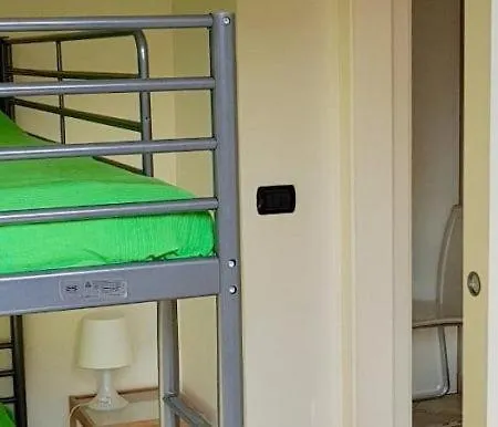 S194 Meraviglioso Trilocale Con Giardino Apartmán